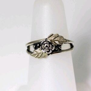 Gold Diggers Co. Sterling Silver‎ Rose & Leaves Ring Size 8.5